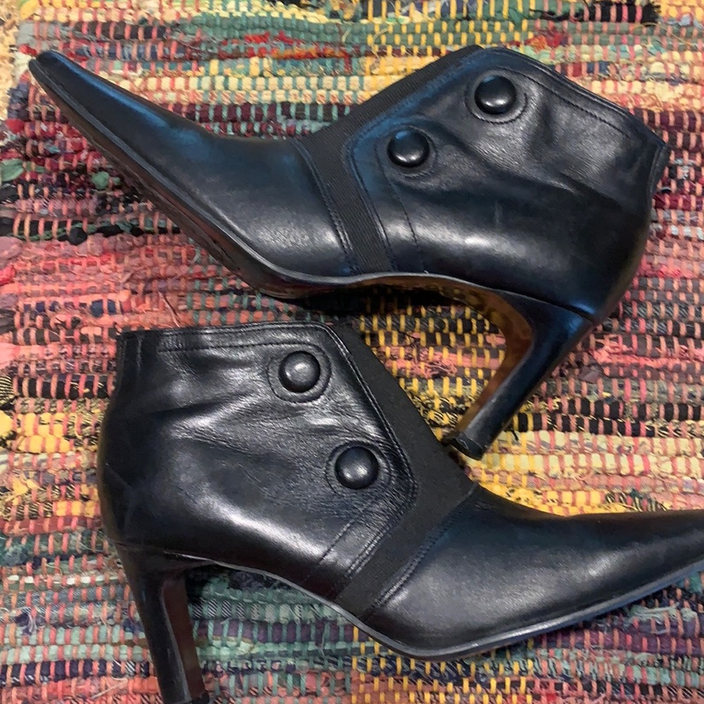 Johnathan Martin Leather Boots